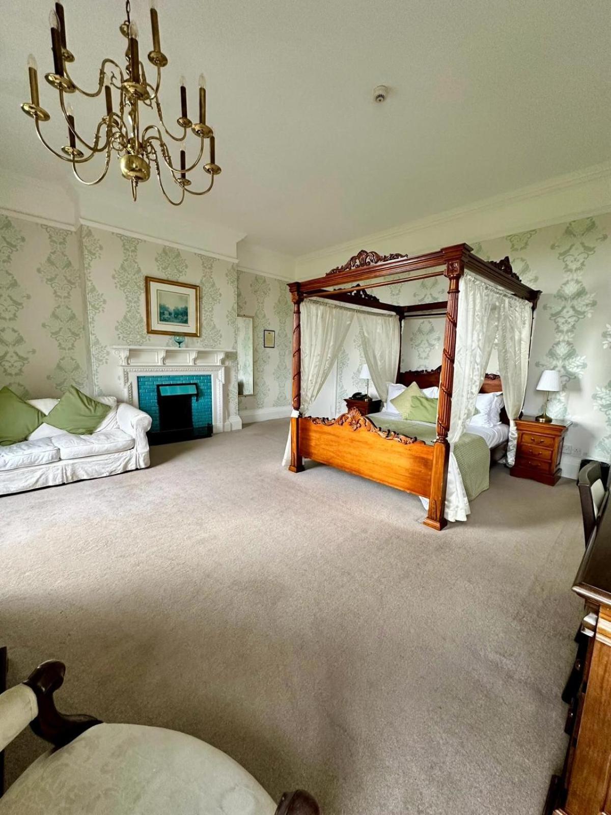 Solberge Hall นอร์ทอัลเลอร์ทัน ภายนอก รูปภาพ