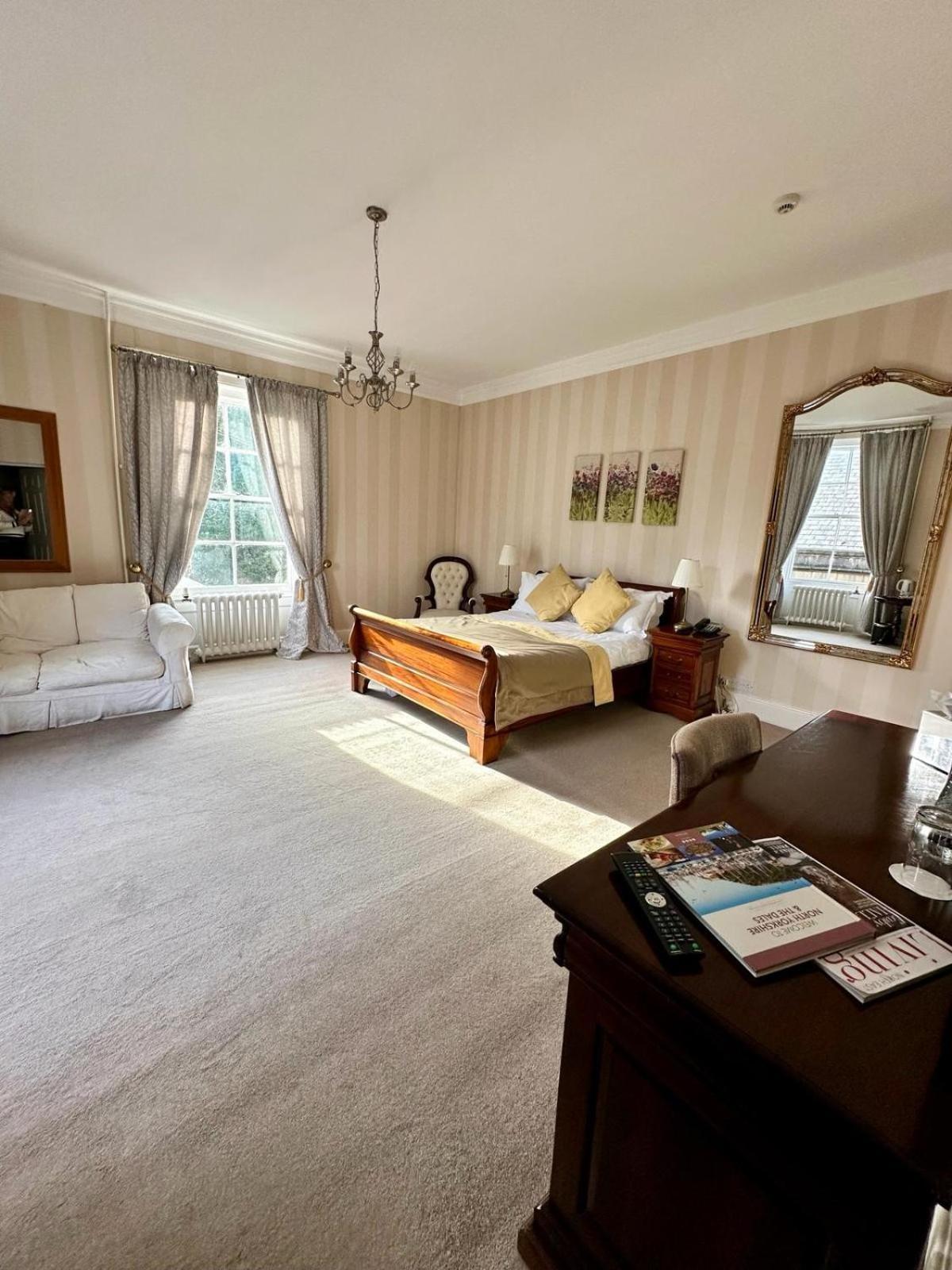 Solberge Hall นอร์ทอัลเลอร์ทัน ภายนอก รูปภาพ